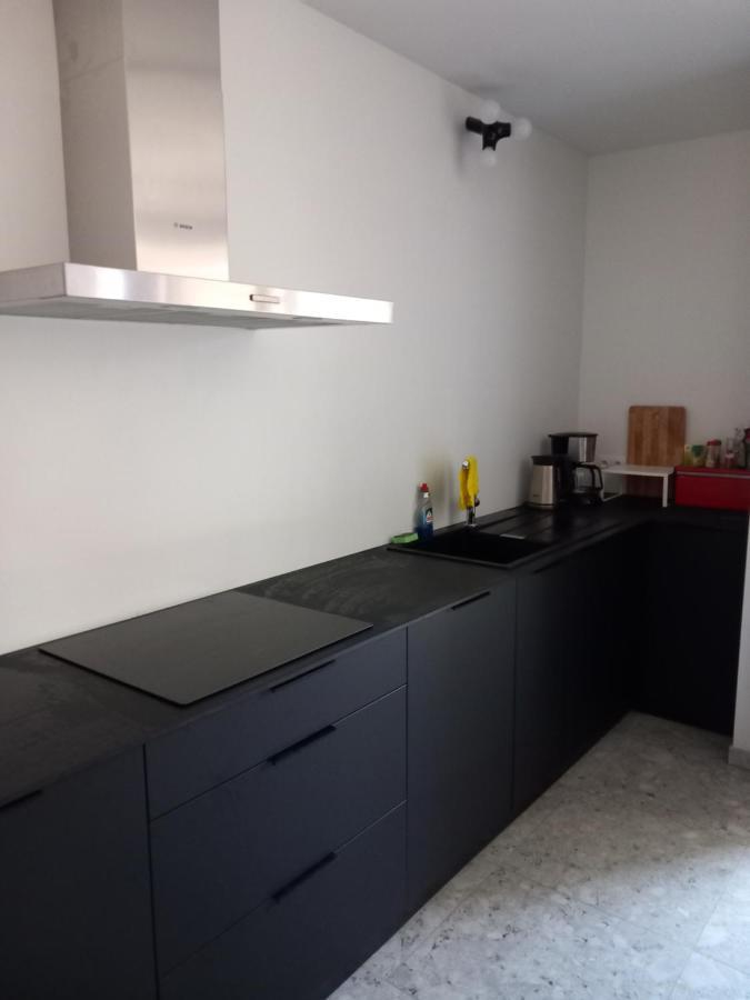 Studio Near Shopping K In K New Bright And Central Kortrijk Luaran gambar